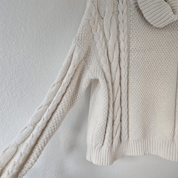 Madewell Cable Knitted Turtleneck Sweater in Antique Cream Color size Medium - Picture 5 of 15